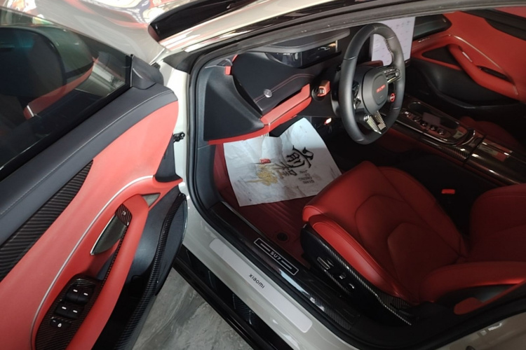 MI SU7 2024 imagen de coche #16
