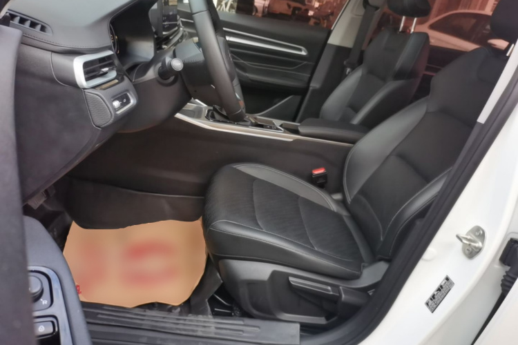 GEELY Emgrand 2023 #15 GEELY Emgrand 2023 car image #15