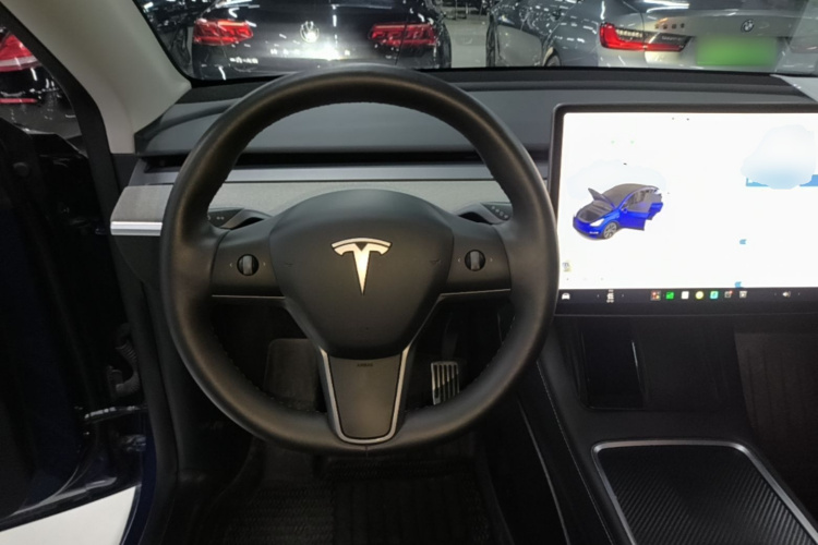 Tesla Model Y 2024 #11 Tesla Model Y 2024 car image #11