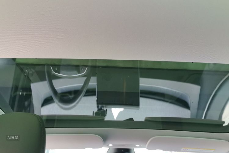 Tesla Model 3 2023 car image #20