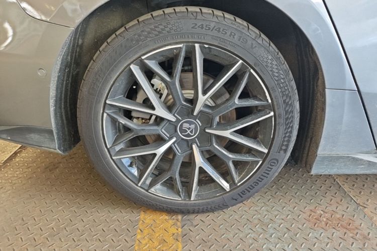 BYD Han 2022 car image #10