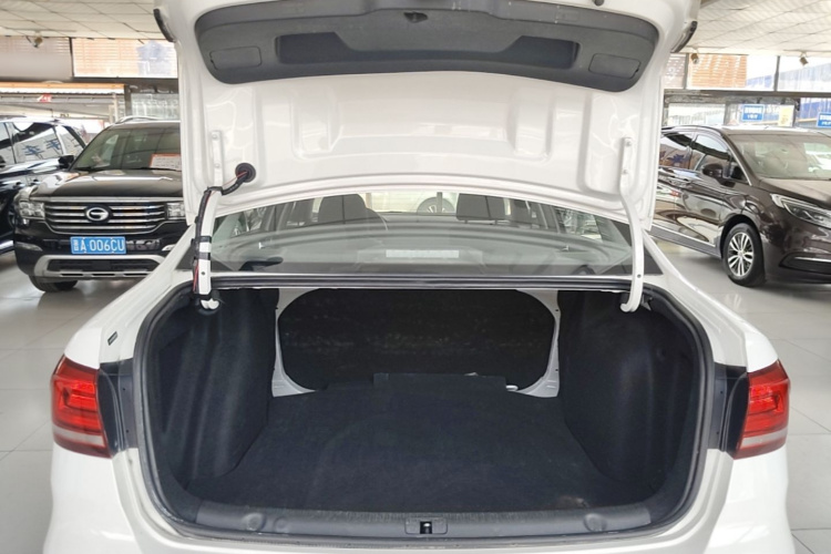 Volkswagen Lavida 2023 car image #19