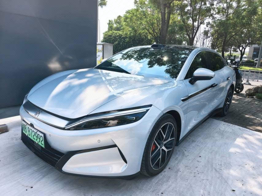 BYD HanL 2025 BYD HanL 2025 car image