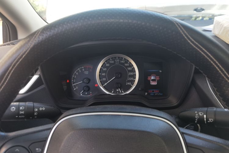 Toyota Corolla 2019 #12 Toyota Corolla 2019 car image #12