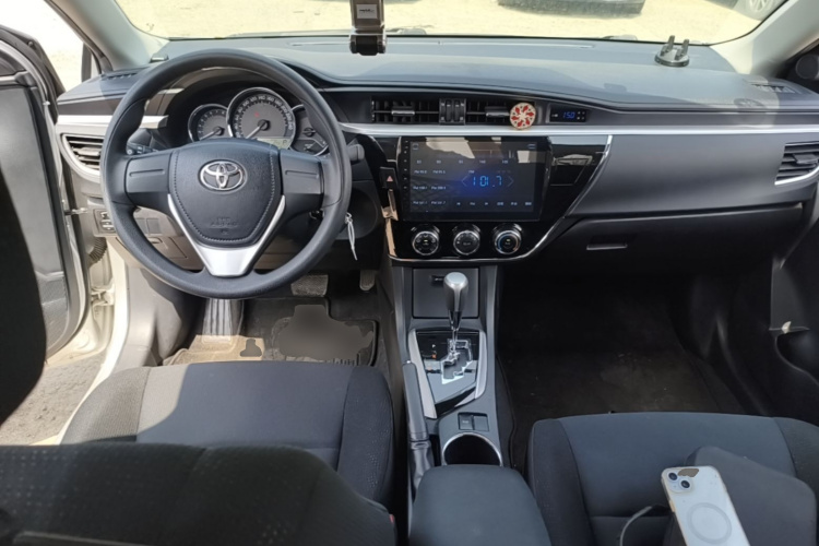 Toyota Corolla 2018 #10 Toyota Corolla 2018 car image #10