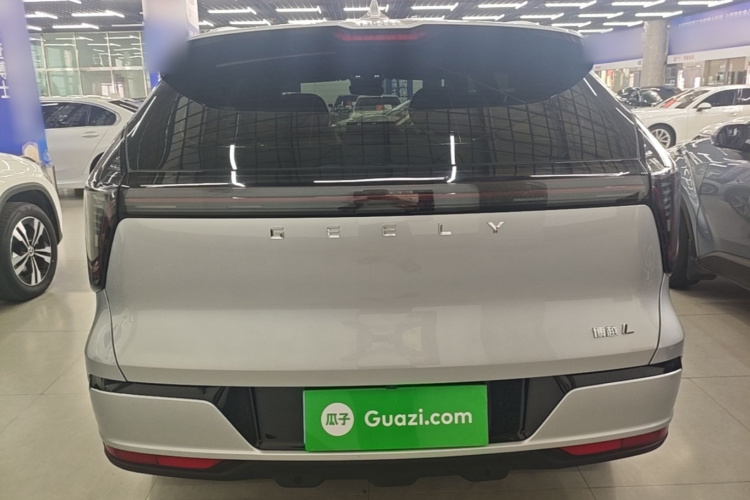 GEELY Boyue L 2025 car image #6