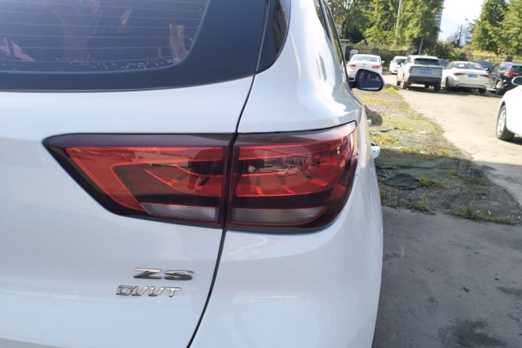 MG ZS 2020 car image #8