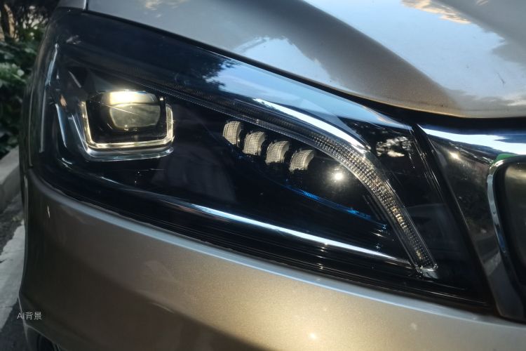 GEELY Emgrand 2020 car image #8