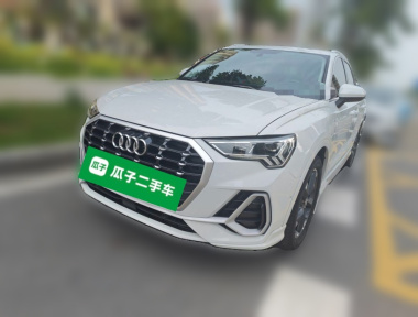 Audi Q3 2021 Audi Q3 2021 immagine di auto