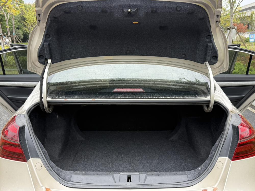 GEELY Emgrand 2019 image de voiture #18