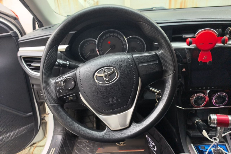 Toyota Corolla 2017 car image #11