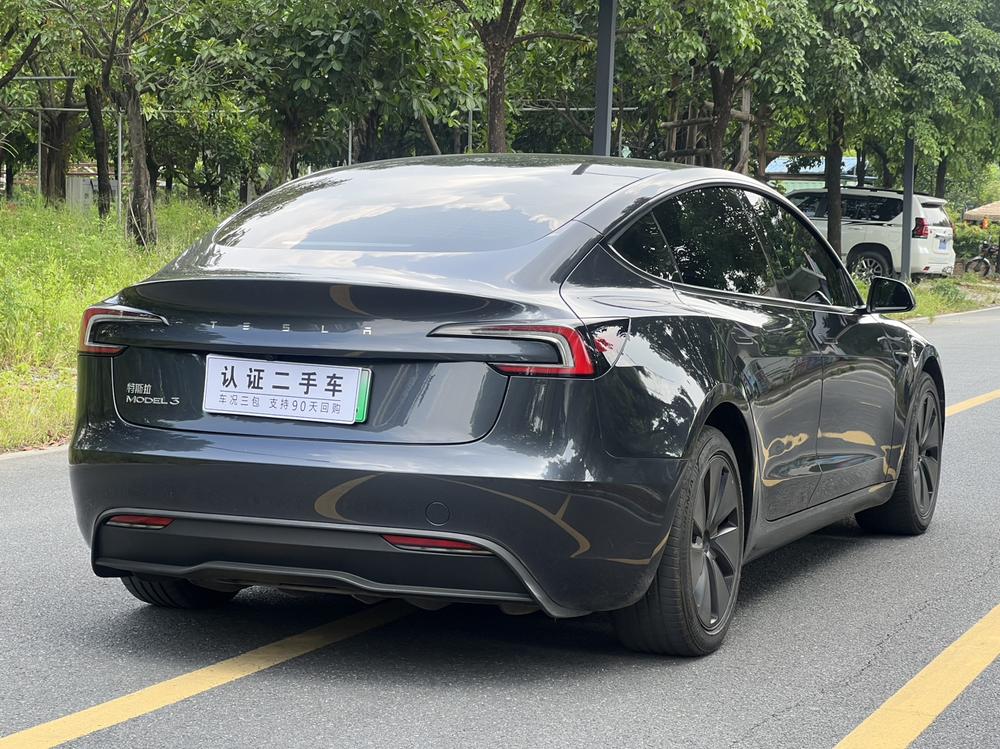 Tesla Model 3 2025 car image #6