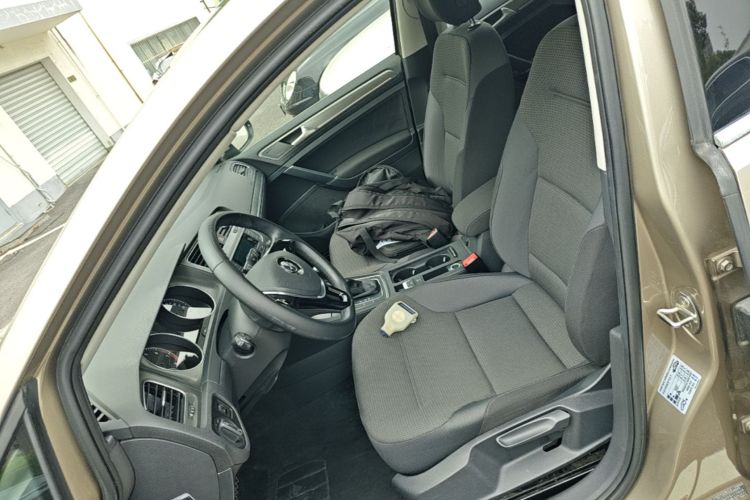Volkswagen Golf 2017 #15 Volkswagen Golf 2017 car image #15