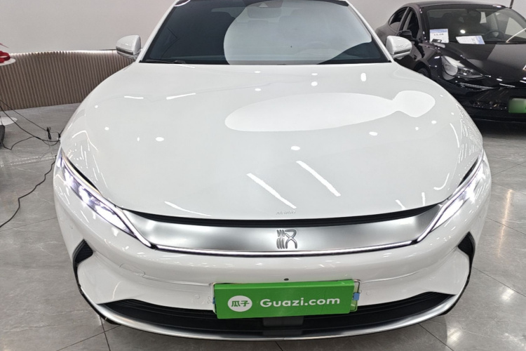BYD Han 2021 car image #3