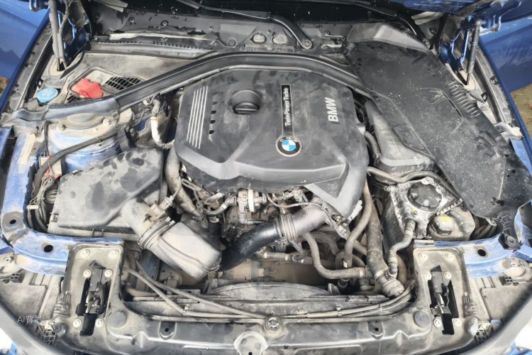 BMW 3 Series 2018 car image #22