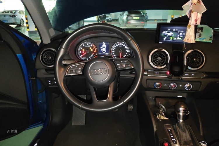 Audi A3 2018 immagine di auto #12
