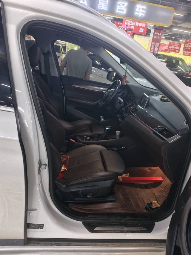 BMW X1 2019 #4 BMW X1 2019 car image #4