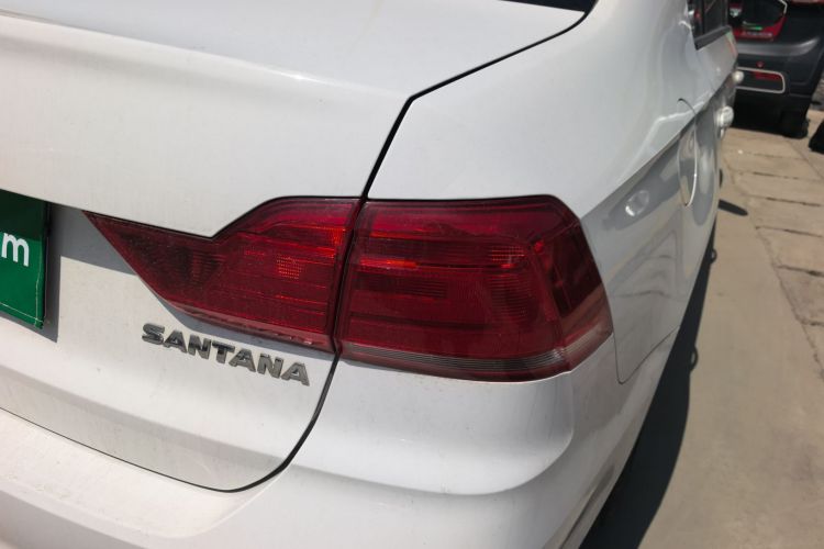 Volkswagen Santana 2021 صورة سيارة #8