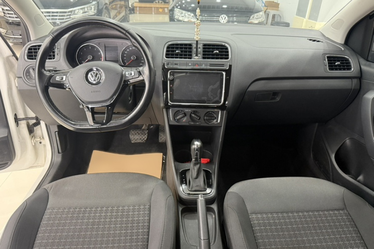 Volkswagen Polo 2019 #9 Volkswagen Polo 2019 car image #9