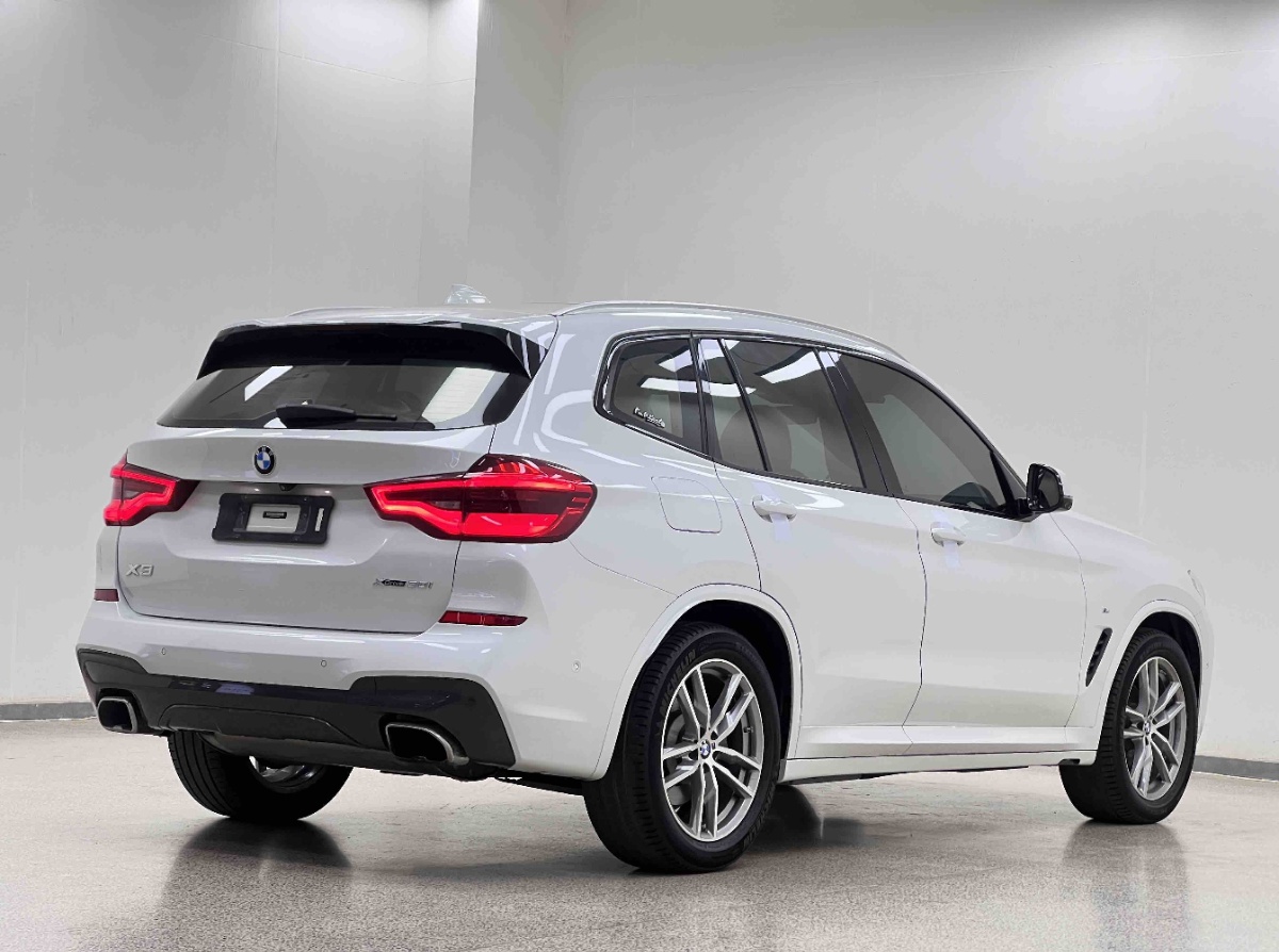 BMW X3 2018 car image #8