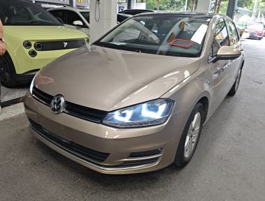Volkswagen Golf 2017 car image 