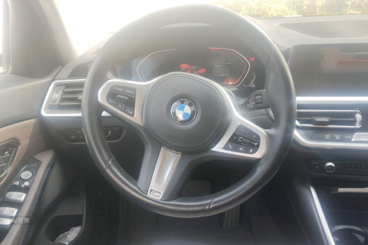 BMW 3 Series 2021 car image #12