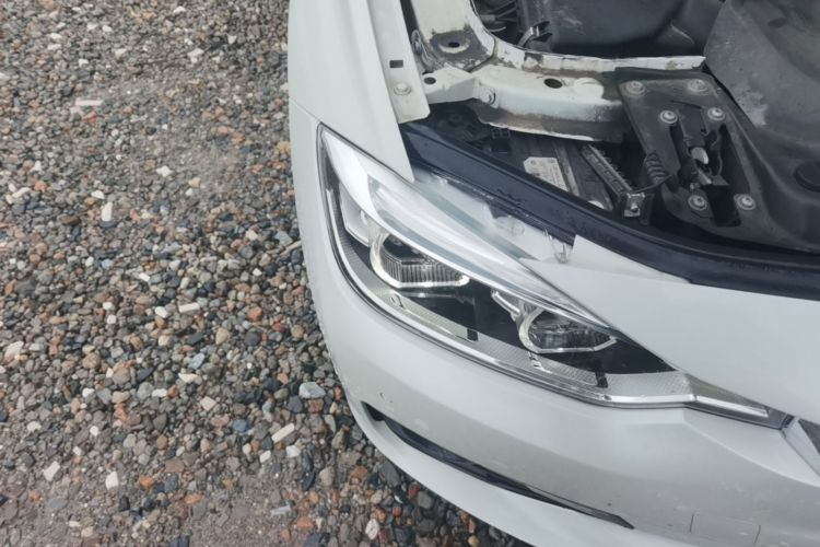 BMW 3 Series 2019 #8 BMW 3 Series 2019 car image #8