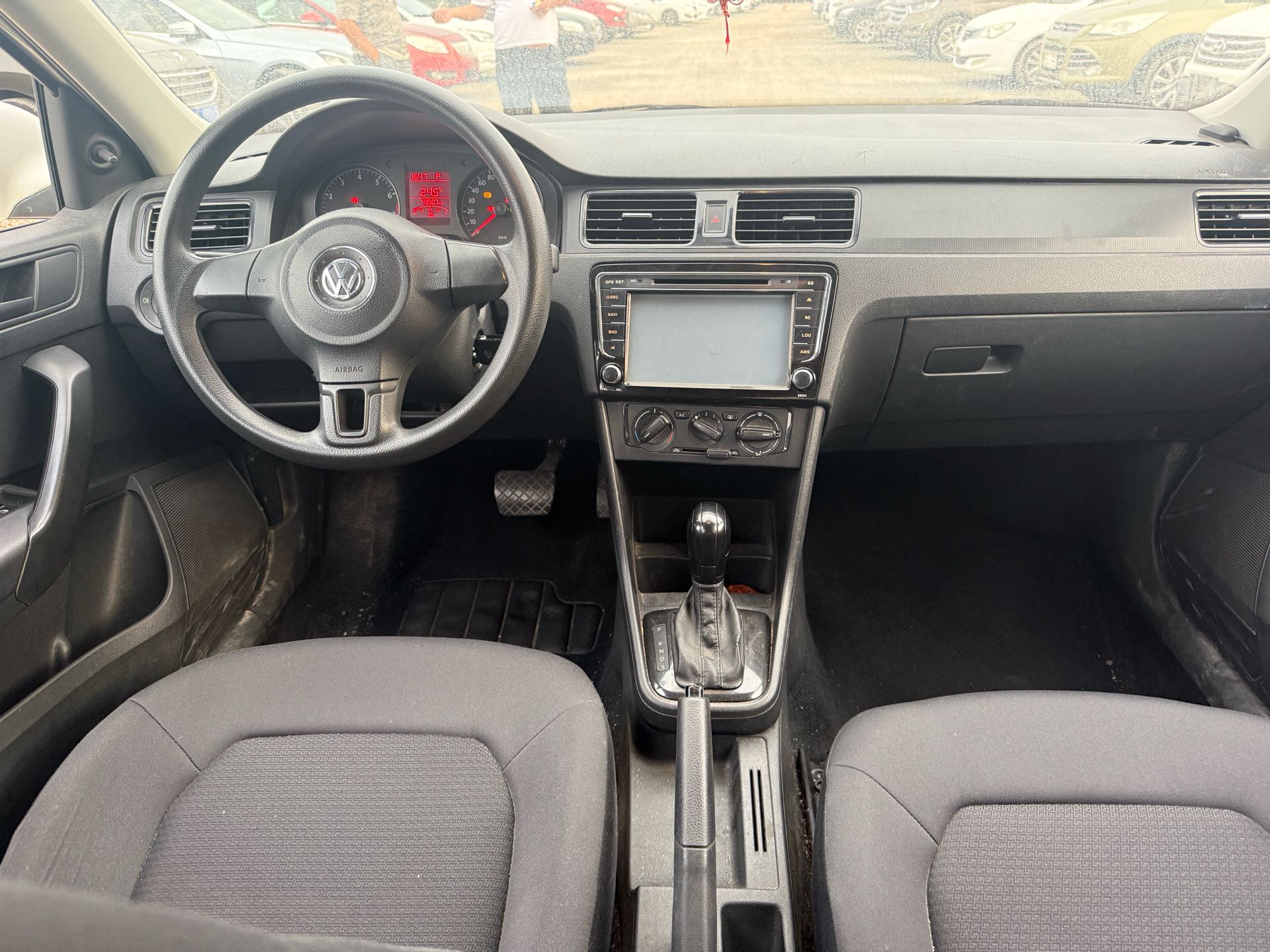 Volkswagen Santana 2013 immagine di auto #6