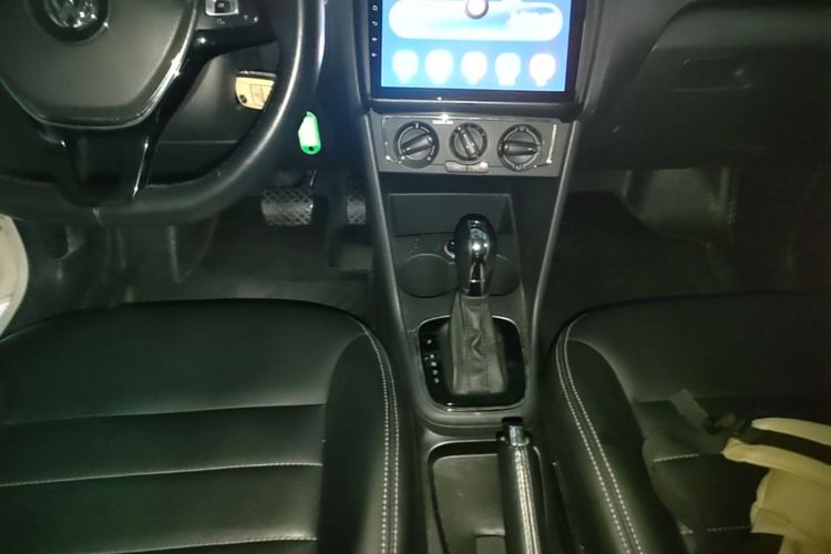 Volkswagen Polo 2018 #14 Volkswagen Polo 2018 car image #14