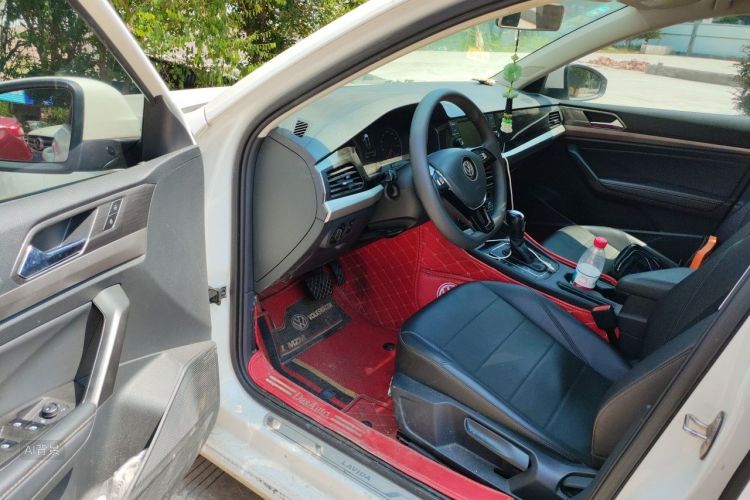 Volkswagen Lavida 2020 car image #18