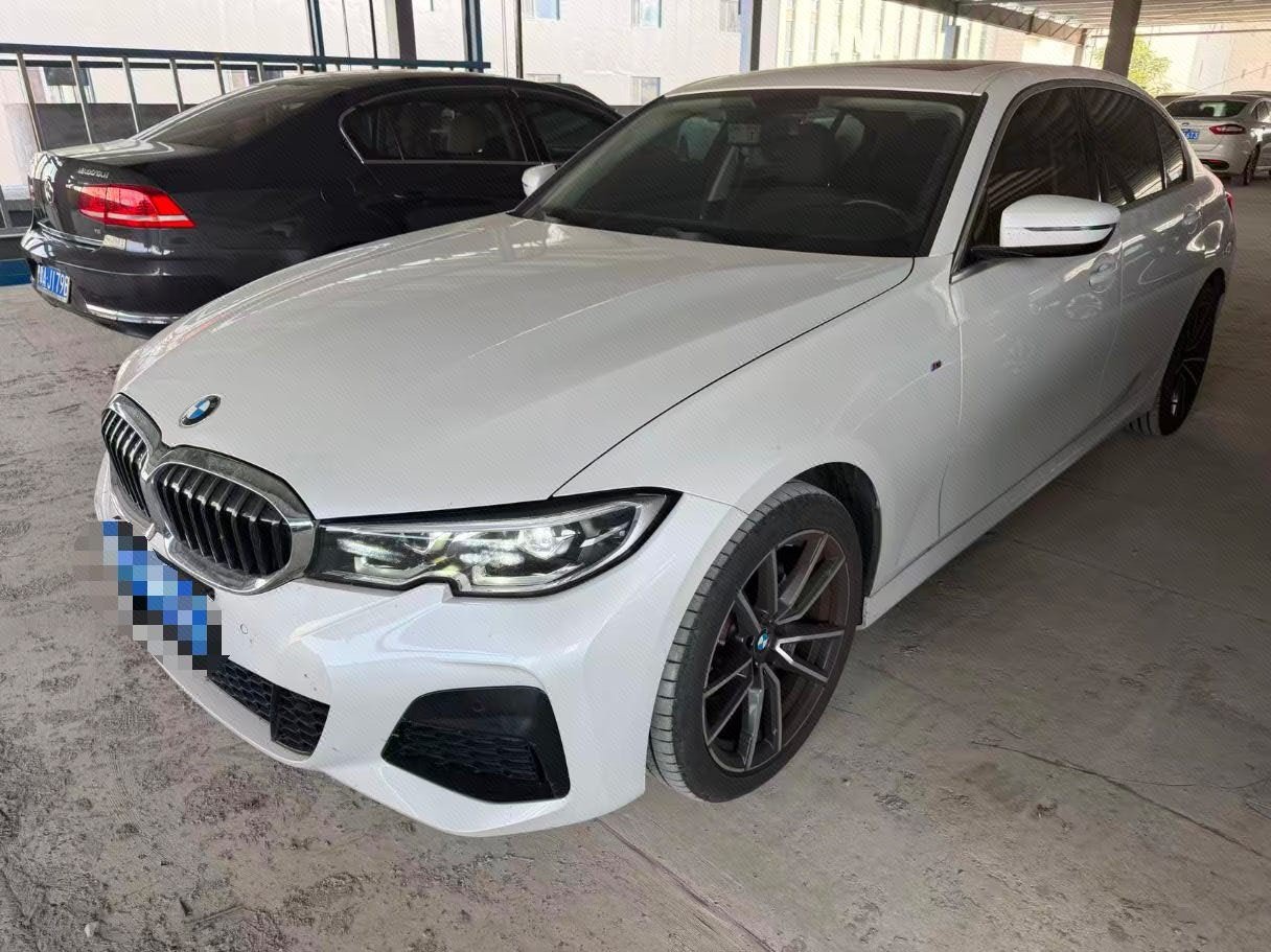 BMW 3 Series 2021 BMW 3 Series 2021 صورة سيارة