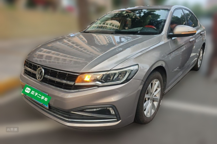 2019 car image #2