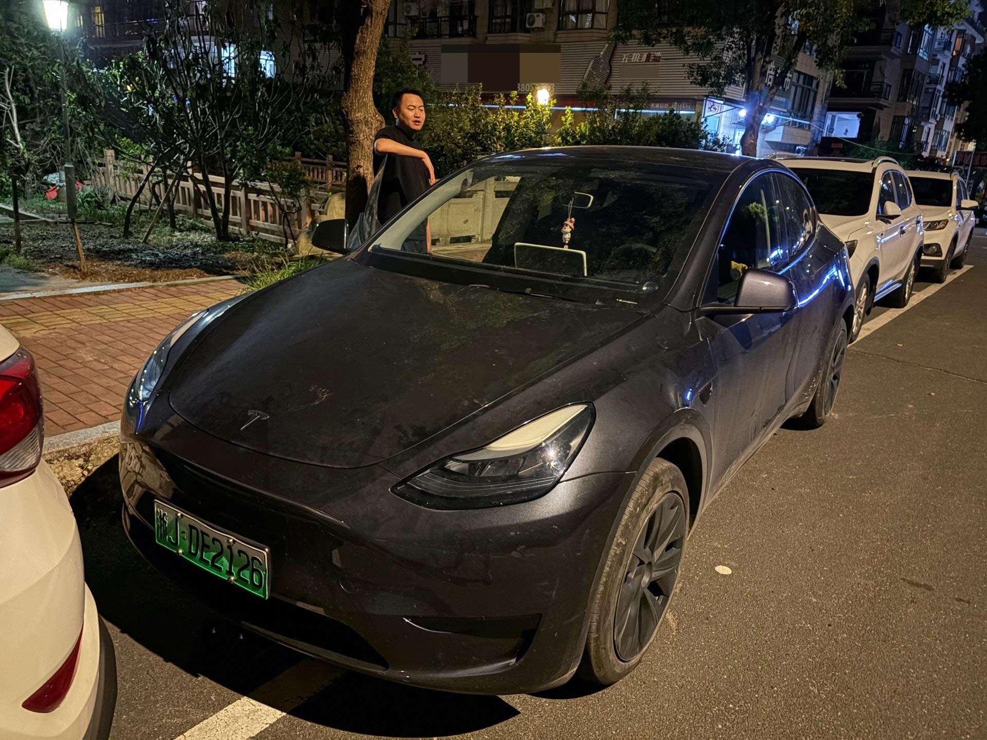Tesla Model Y 2024 car image 