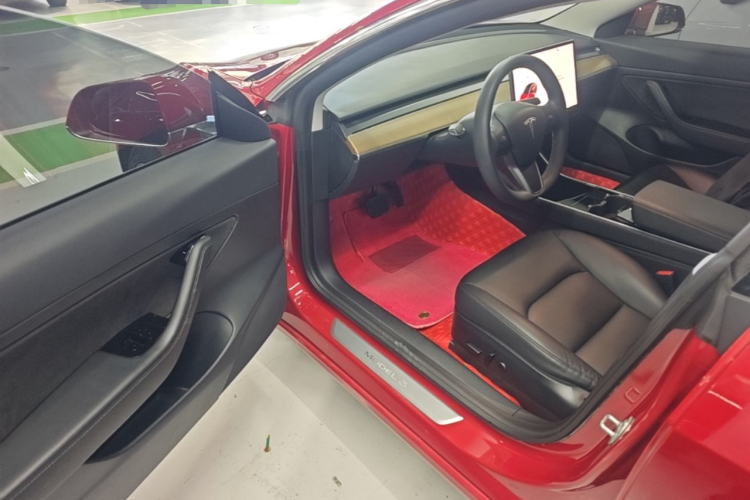Tesla Model 3 2020 #16 Tesla Model 3 2020 car image #16