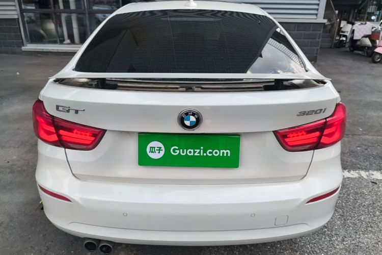 BMW 3 Series GT 2019 #6 BMW 3 Series GT 2019 صورة سيارة #6