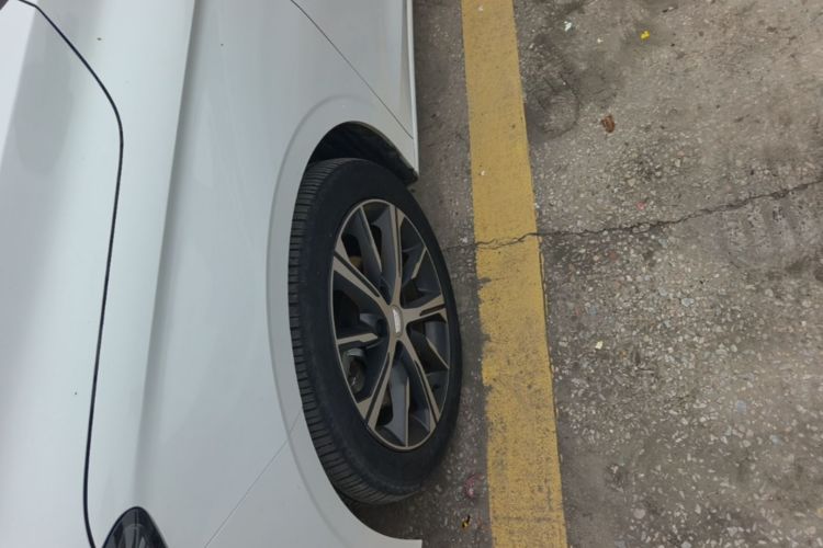 GEELY Emgrand 2022 #9 GEELY Emgrand 2022 imagen de coche #9