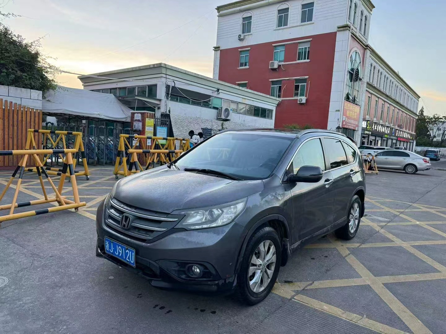 2013 2013 car image