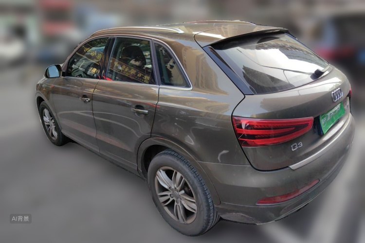 Audi Q3 2015 car image #5