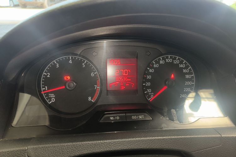 Volkswagen Santana 2016 car image #12
