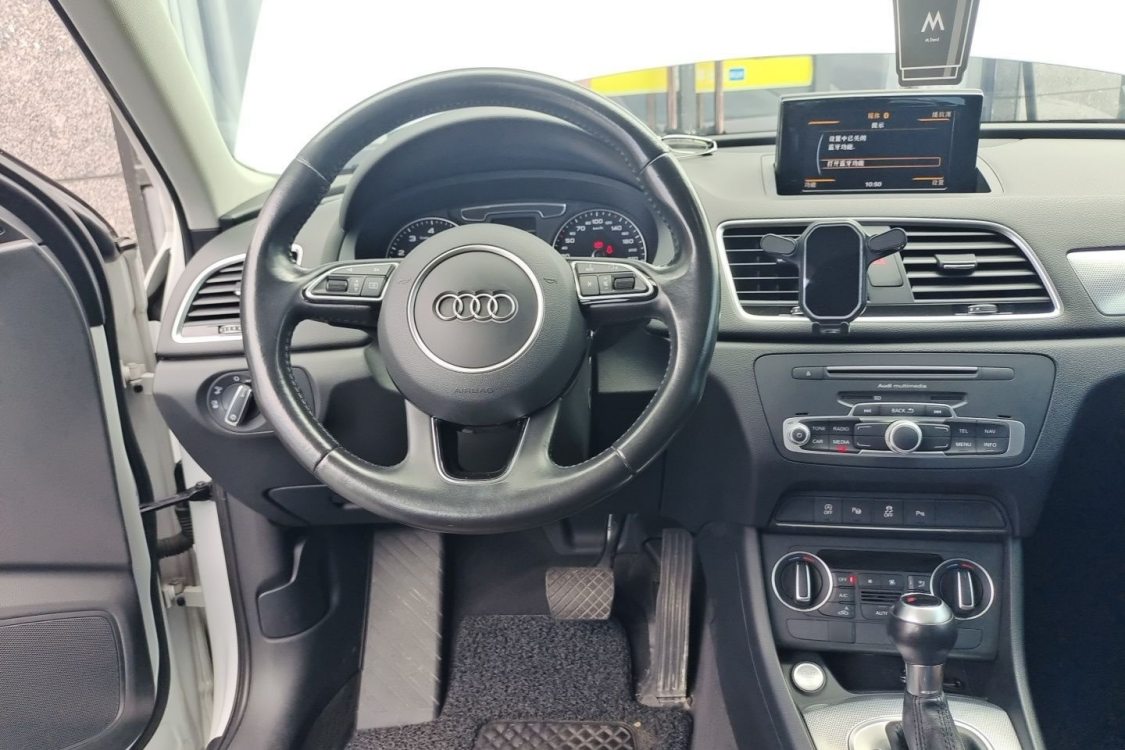 Audi Q3 2016 #24 Audi Q3 2016 car image #24