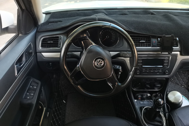 Volkswagen Lavida 2016 car image #11