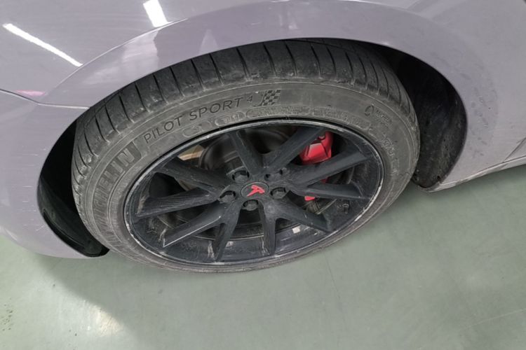 Tesla Model 3 2021 car image #9