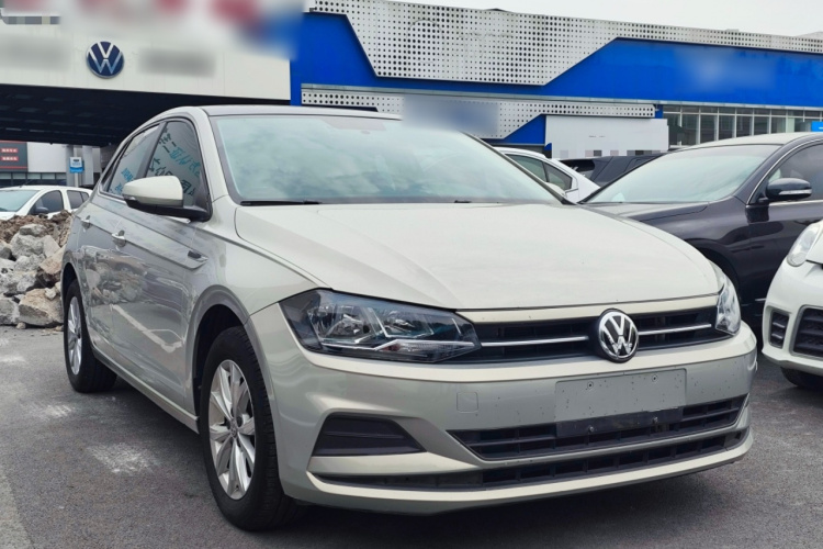 Volkswagen Polo 2020 car image #4