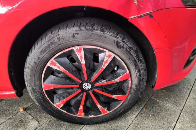Volkswagen Polo 2016 car image #9