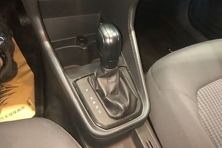 Volkswagen Santana 2017 #14 Volkswagen Santana 2017 car image #14