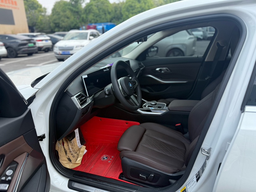 BMW i3 2024 image de voiture #4