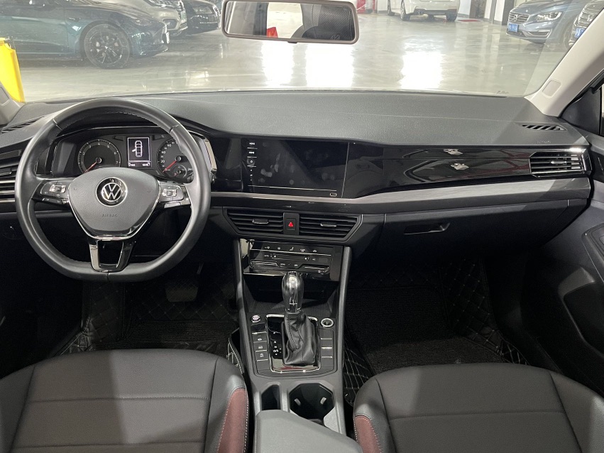 Volkswagen Bora 2021 car image #3