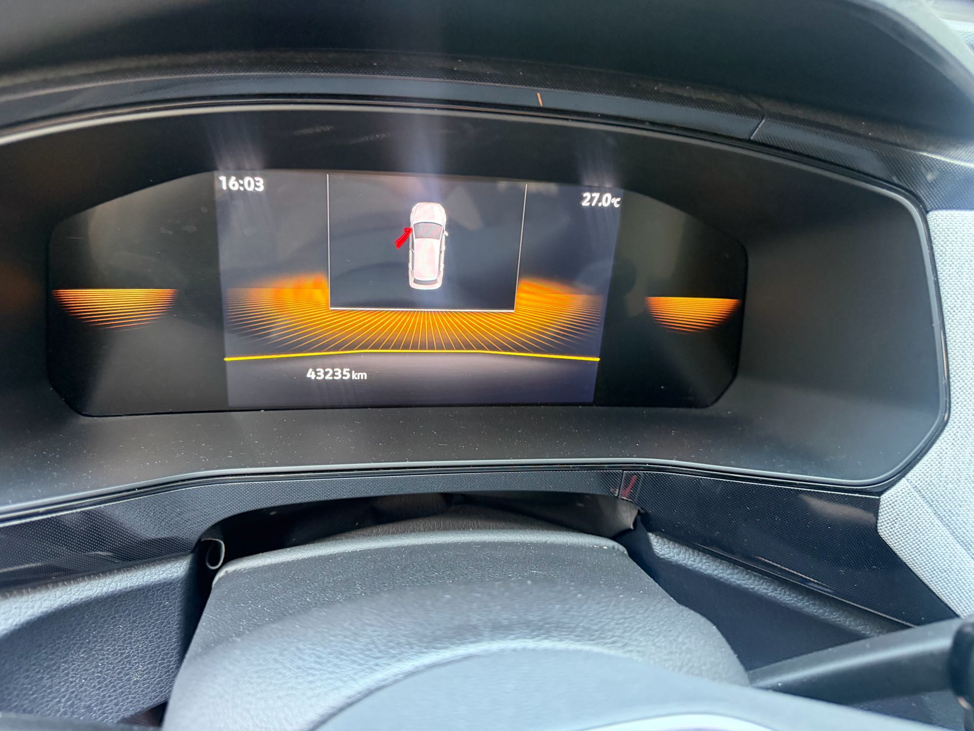 Volkswagen Tharu 2025 immagine di auto #6