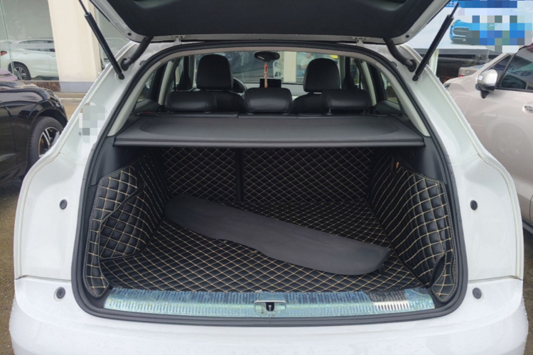 Audi Q3 2015 immagine di auto #19
