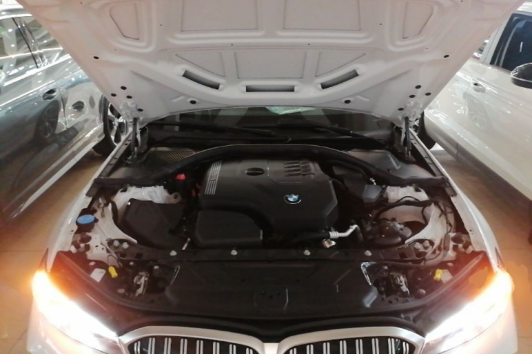 BMW 3 Series 2022 #20 BMW 3 Series 2022 car image #20